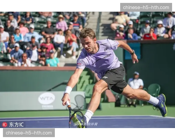 特写：在印第安维尔斯，40岁的瓦林卡与球迷完成赛后加练约定