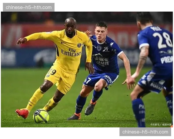 全场战报：昂热0-0战平特鲁瓦，双方保级形势依然胶着