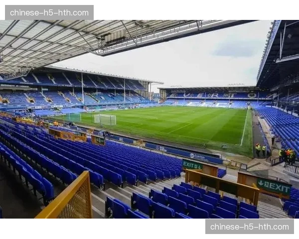 埃弗顿新球场布拉姆利-摩尔码头球场宣布通过最终安全验收